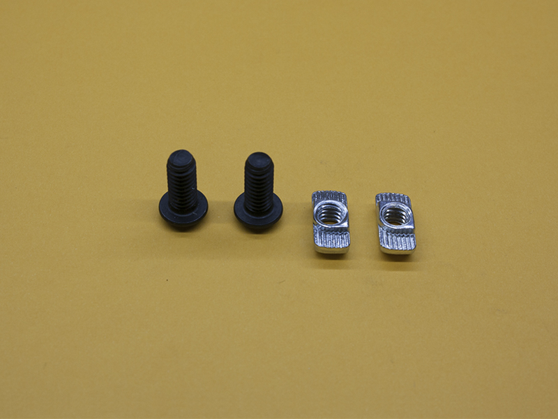 15 Series – (2x) 1/4-20 x 5/8″ Button Head Screws & (2x) Quarter-Turn T-Nuts