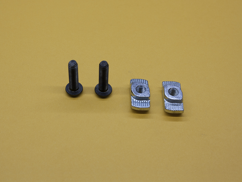 45 Series – (4x) M5 x 20mm Button Head Screws & (4x) M5 Quarter-Turn T-Nuts