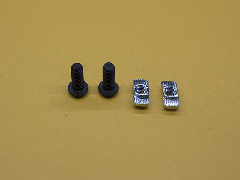 40 Series – (2x) M6 x 16mm Button Head Screws & (2x) M6 Quarter-Turn T-Nuts
