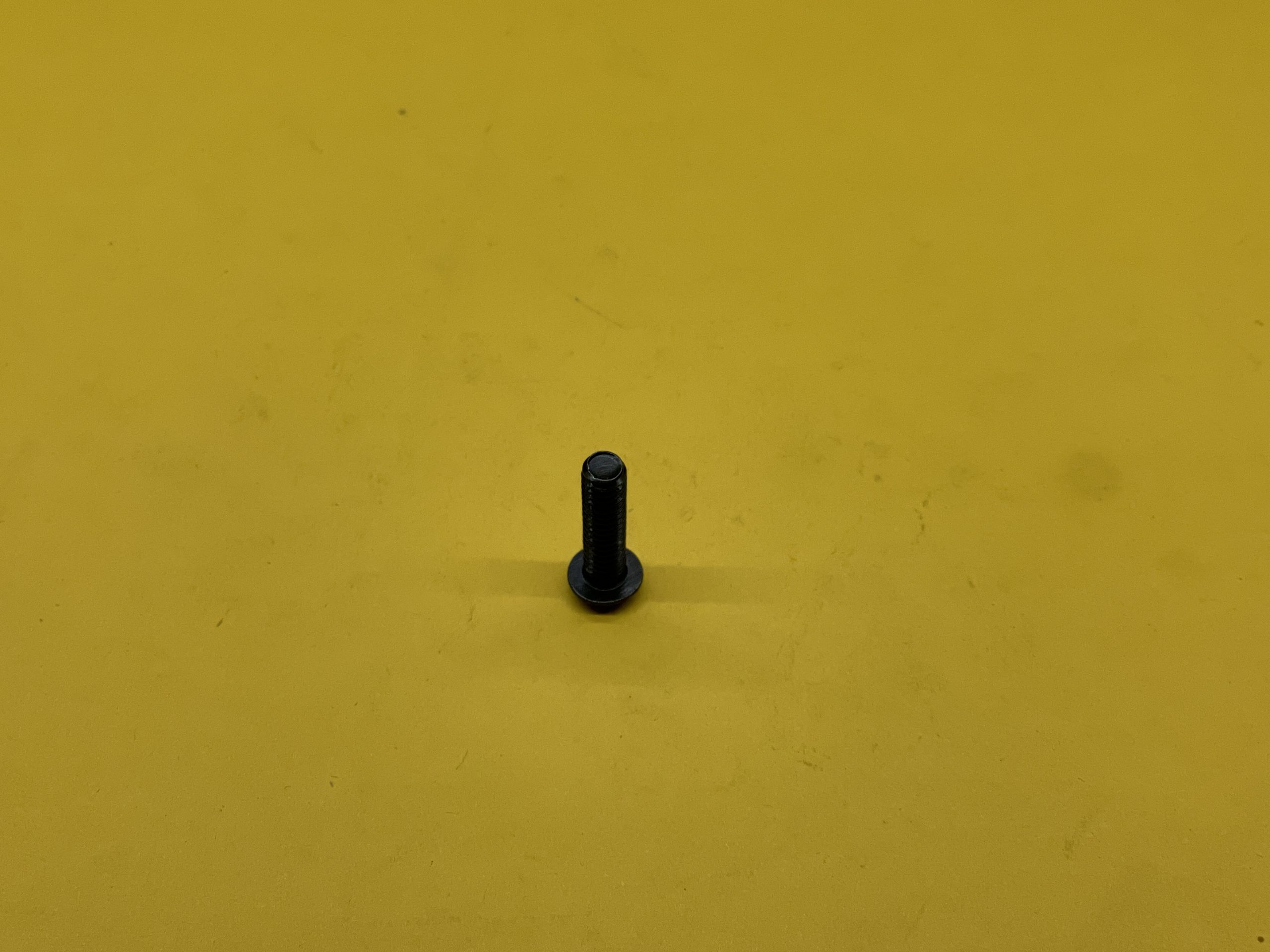 919719 1/4-20 x 7/8, Cylindrical, Socket Head Cap Screw, Alloy Steel, Black Oxide Finish, 100PK | Imperial Supplies